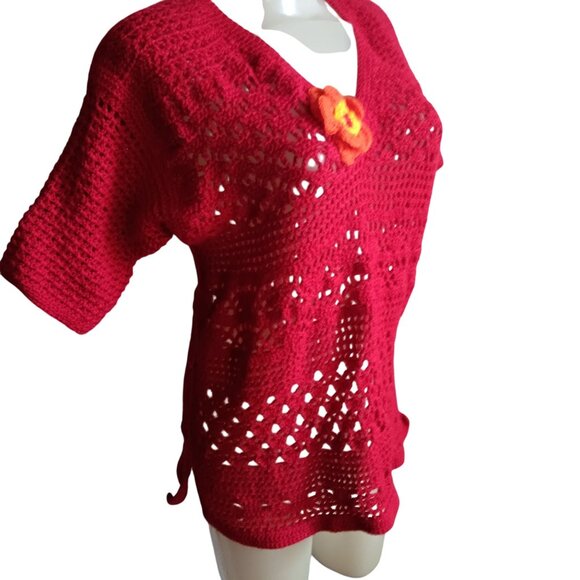 Medium Women's Crochet Top Handmade 1OF1 Vintage 1970's Red Floral Embellishment - Picture 2 of 8